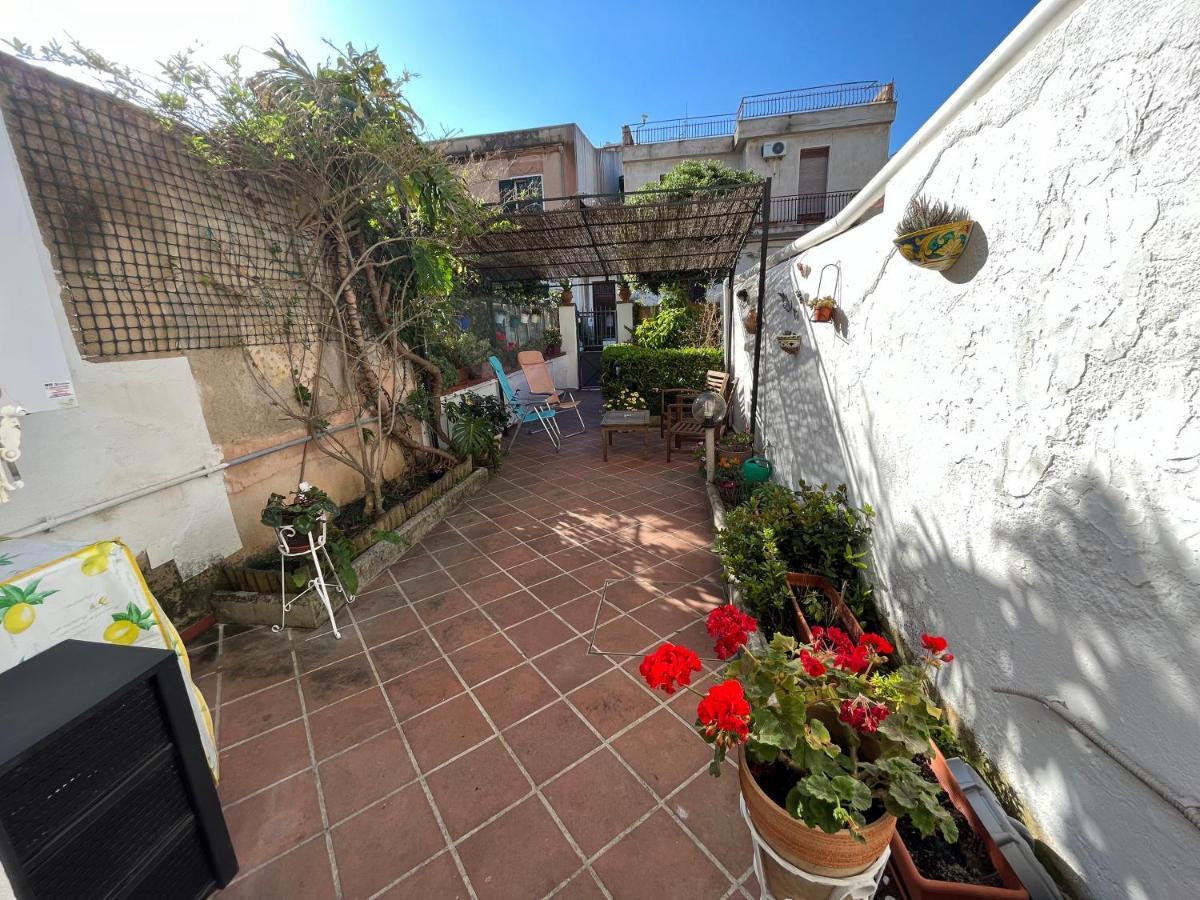 Da Sophie Villa Mondello Exterior foto